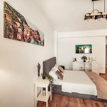 Cozy Lifestyle Apartments - City Center Iasi Extérieur photo