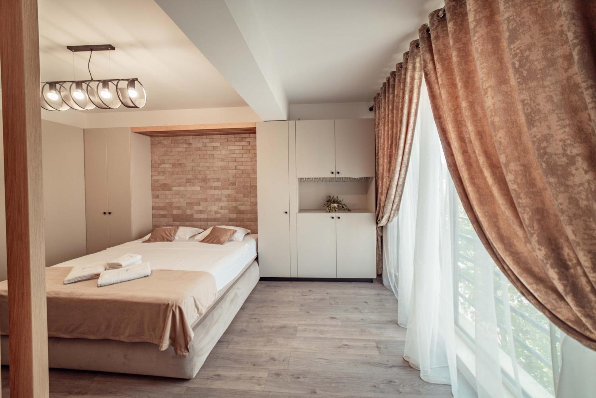 Cozy Lifestyle - Center